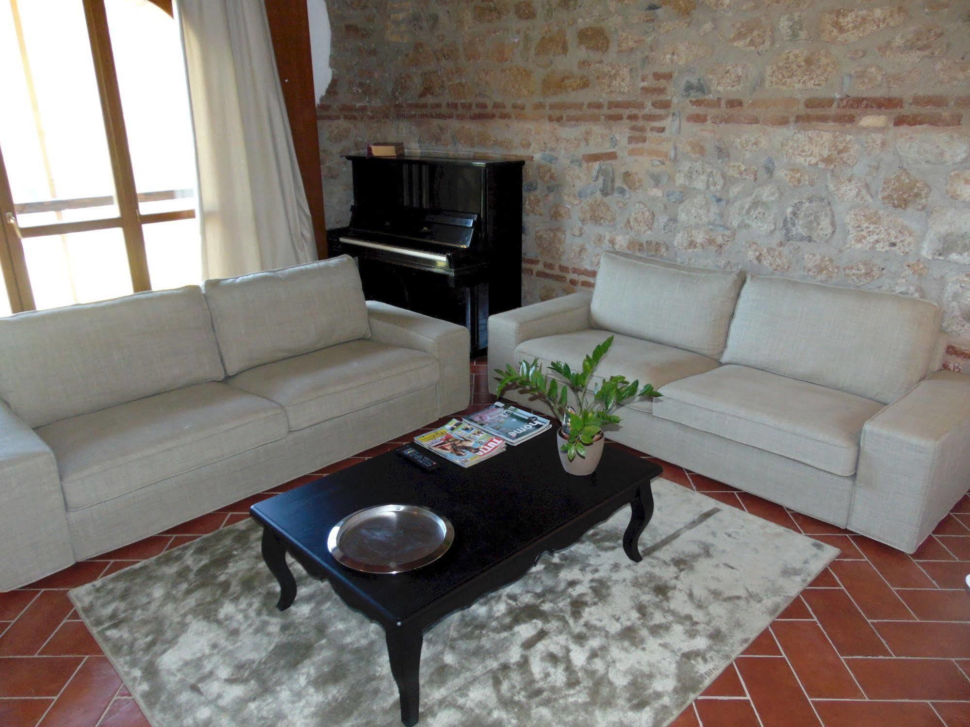 Il Casale Degli Ulivi - Agriturismo - Tenimenti Leone Lanuvio Exterior foto